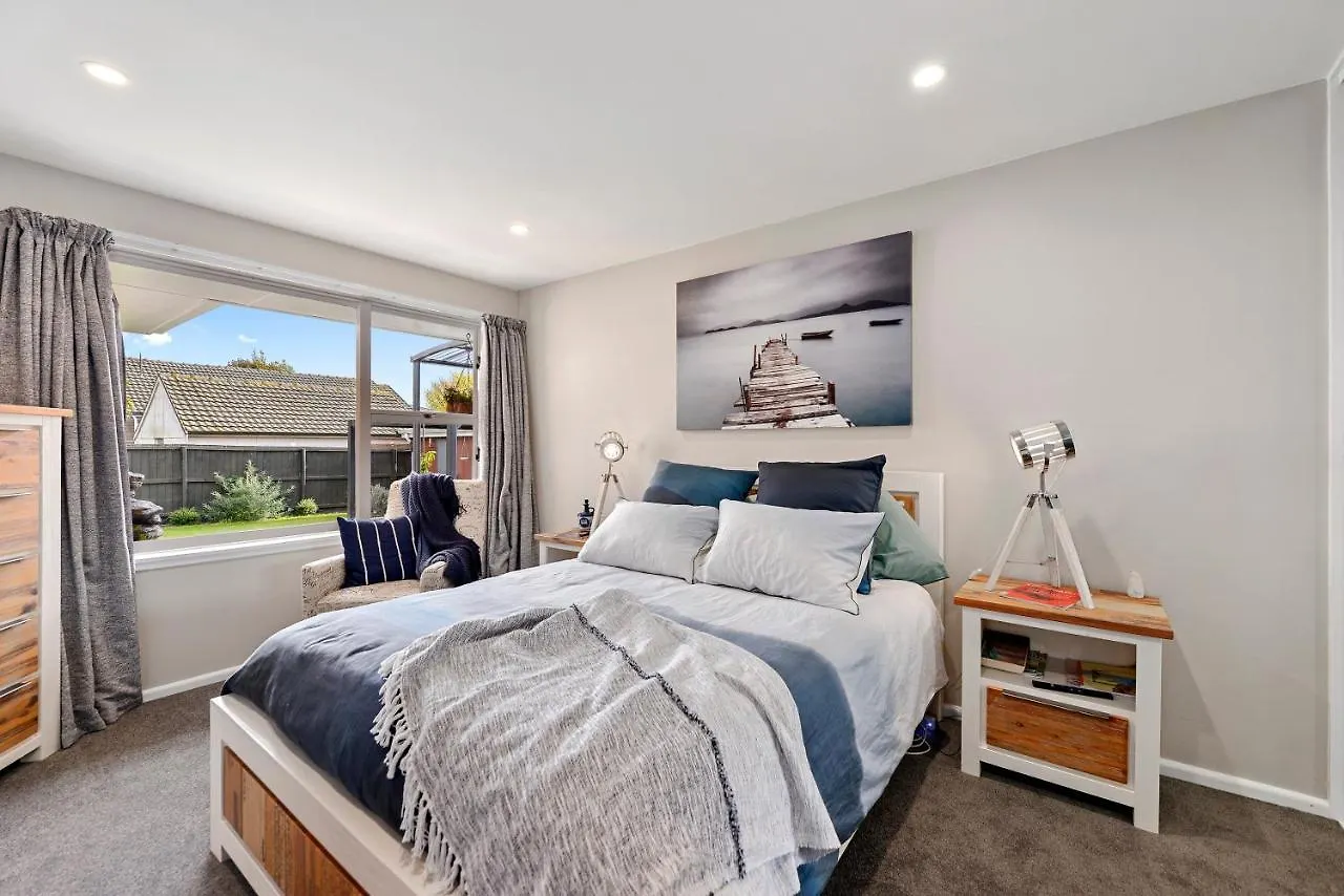 Leave Of Absence - Christchurch Holiday Home New Zealand